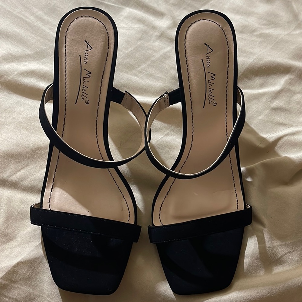 Black sandal heels